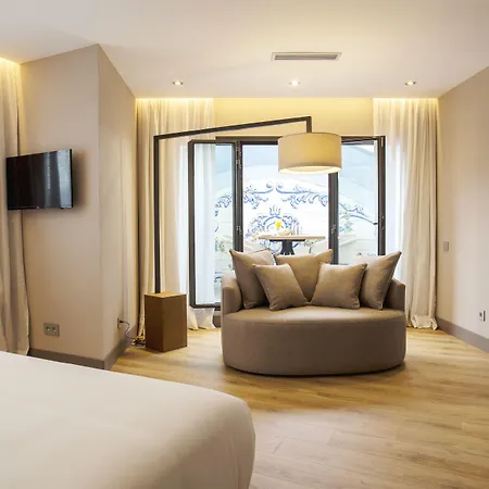 Zenit Hotel 4*