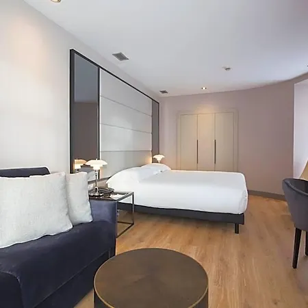 Zenit Hotel 4*