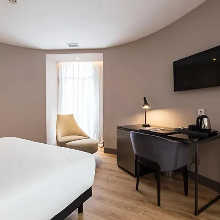 Zenit Hotel 4*